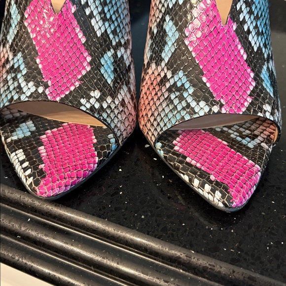 *Carvela Pink Turquoise Black Leather Snakeskin Stiletto Open Toe Heels Slides - Picture 7 of 9